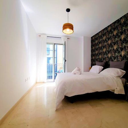 Charlot Center Apartment I Alicante Bagian luar foto