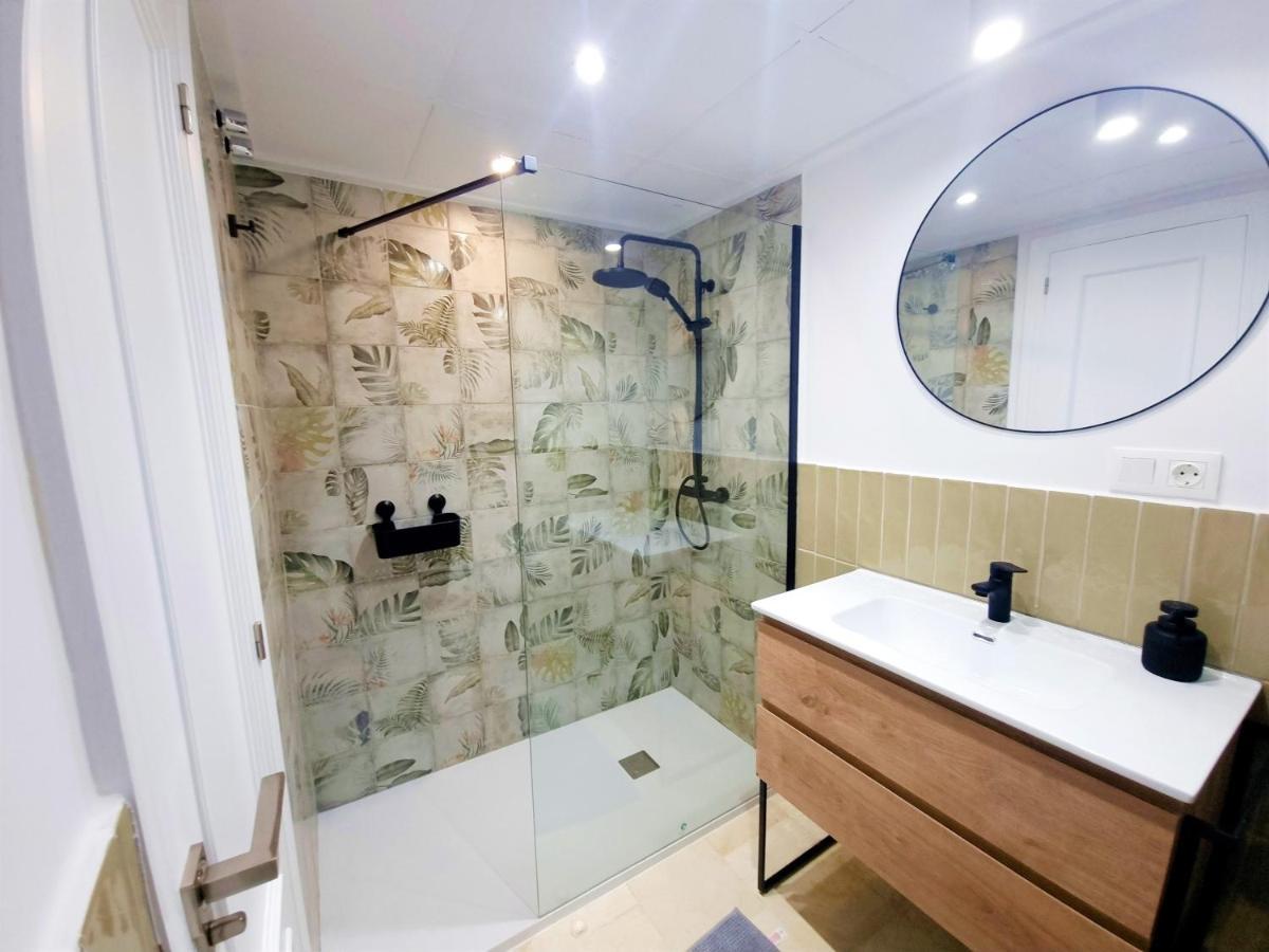Charlot Center Apartment I Alicante Bagian luar foto