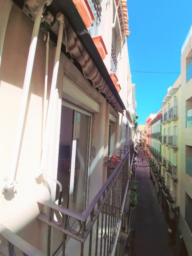 Charlot Center Apartment I Alicante Bagian luar foto