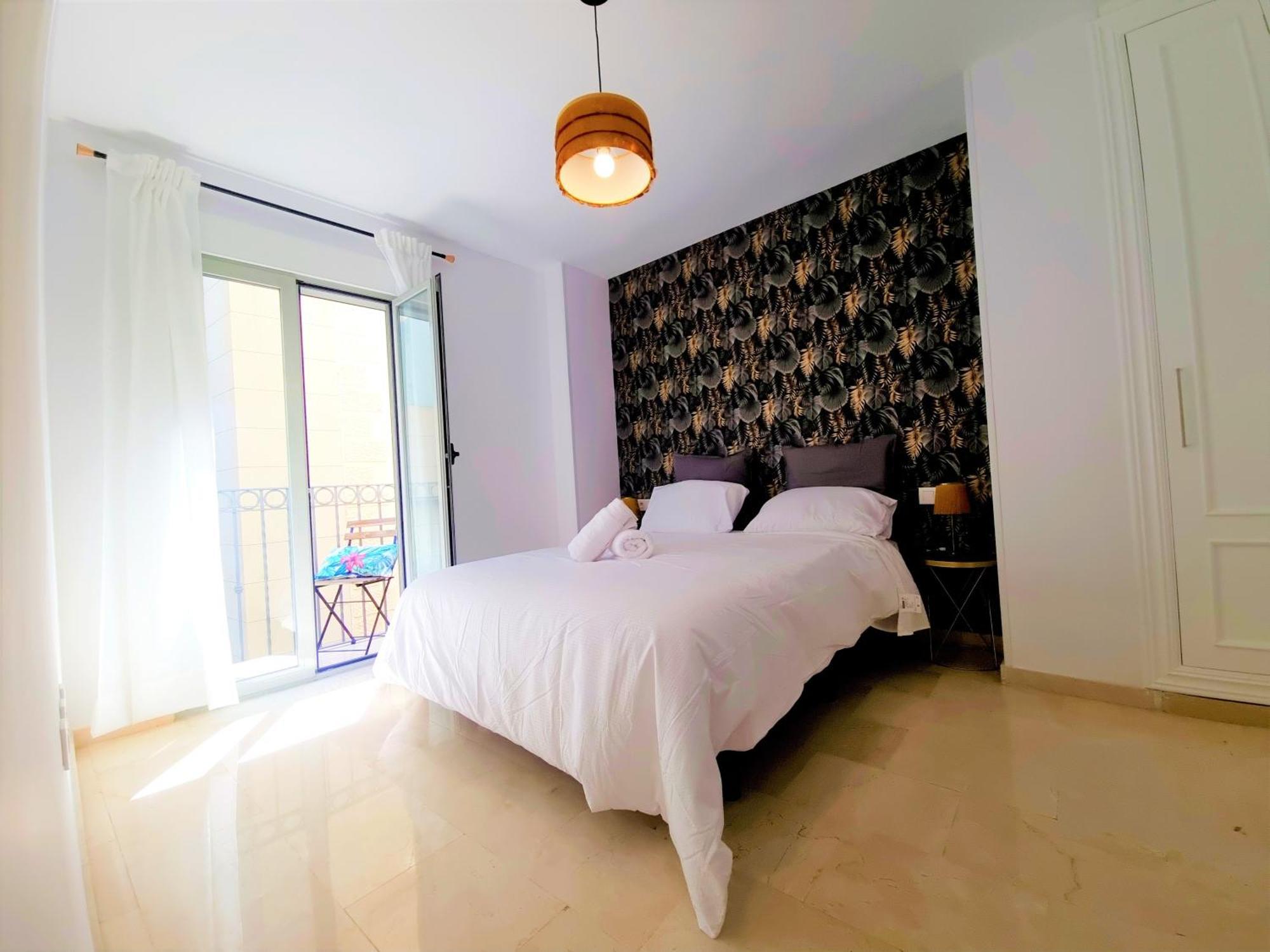 Charlot Center Apartment I Alicante Bagian luar foto